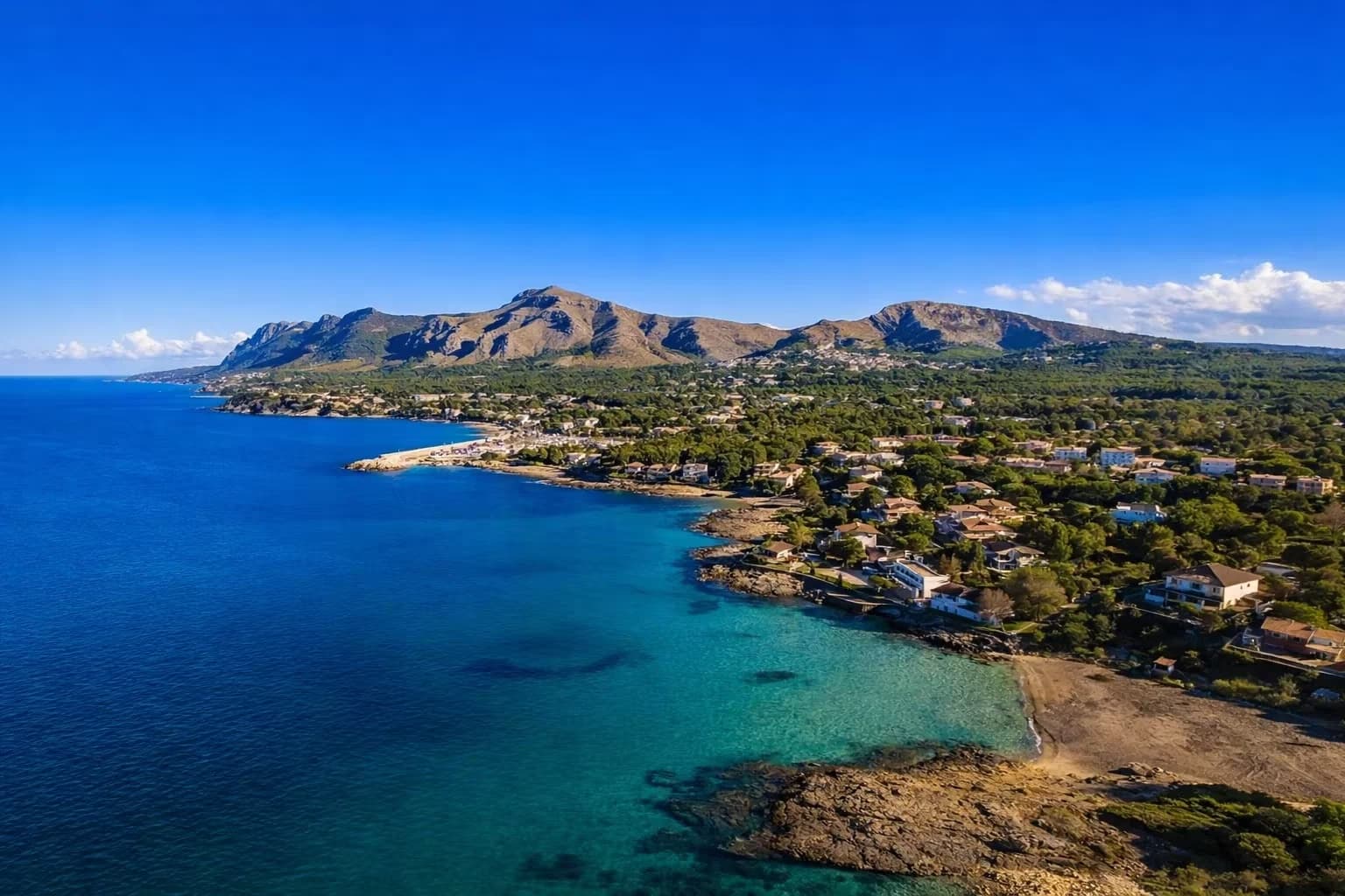 Bonaire & Mal Pas, Alcudia — North Mallorca property area; villa and finca sales